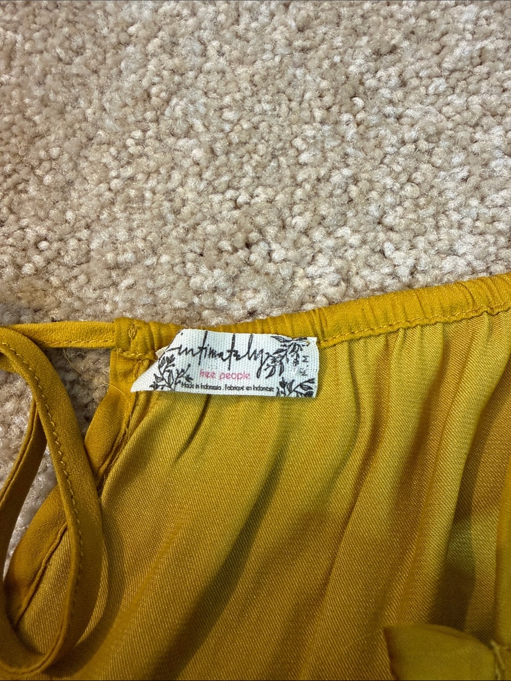Free People Intimately Silk Cami Mustard Yellow Camisole Size Medium - Picture 6 of 6